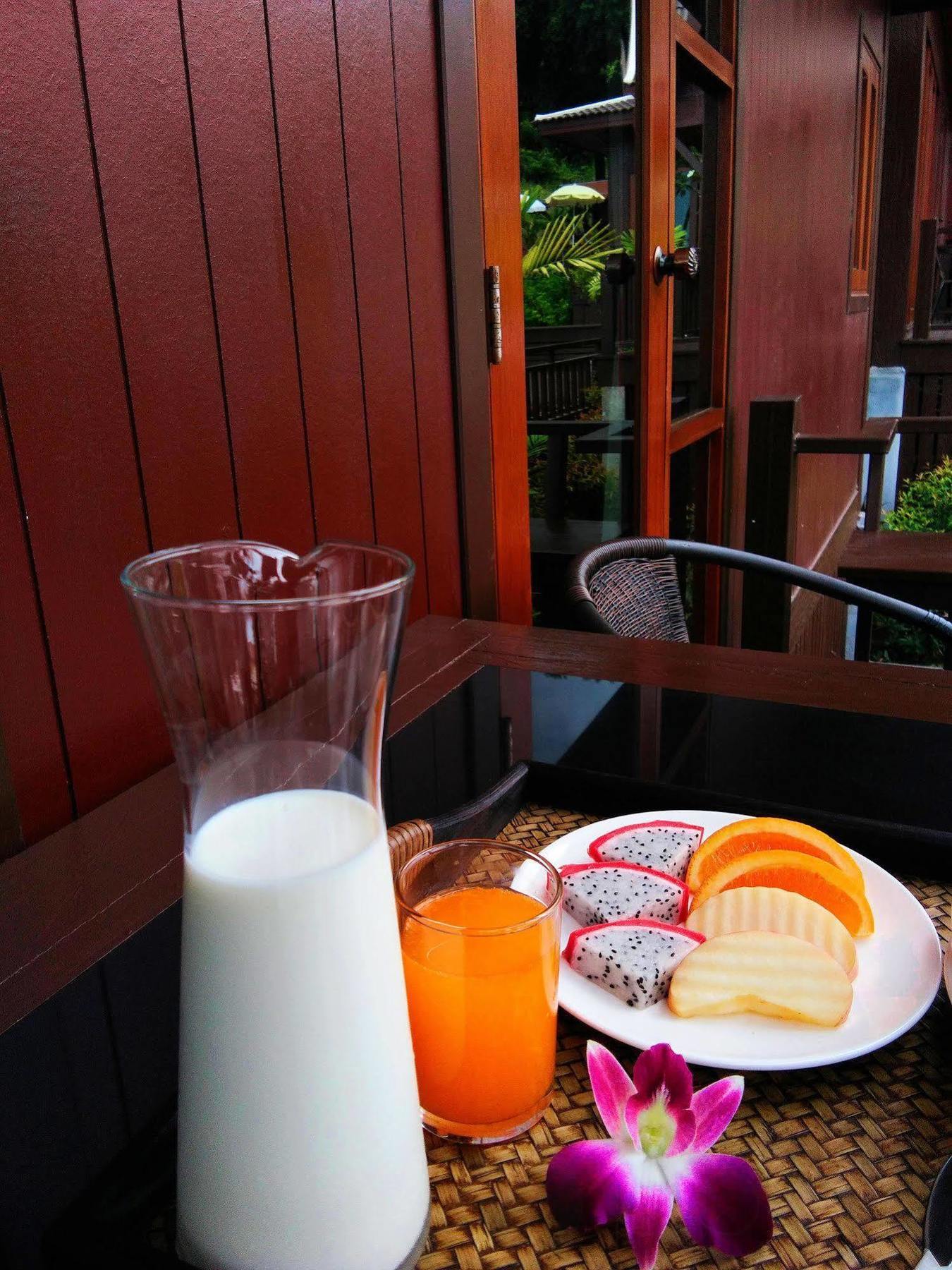 Kaya Mani Thai Villa Resort Choeng Mon Eksteriør billede